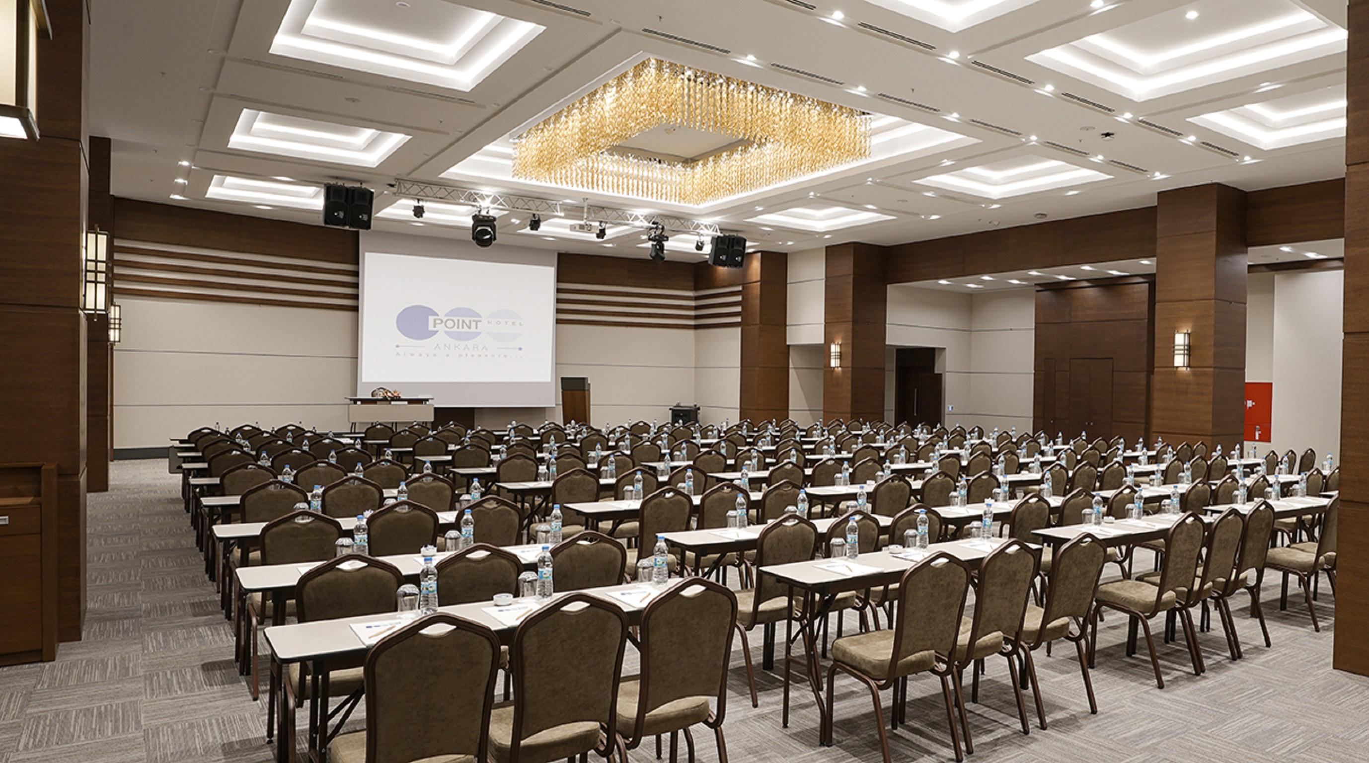 מלון Radisson Blu Cankaya 5*