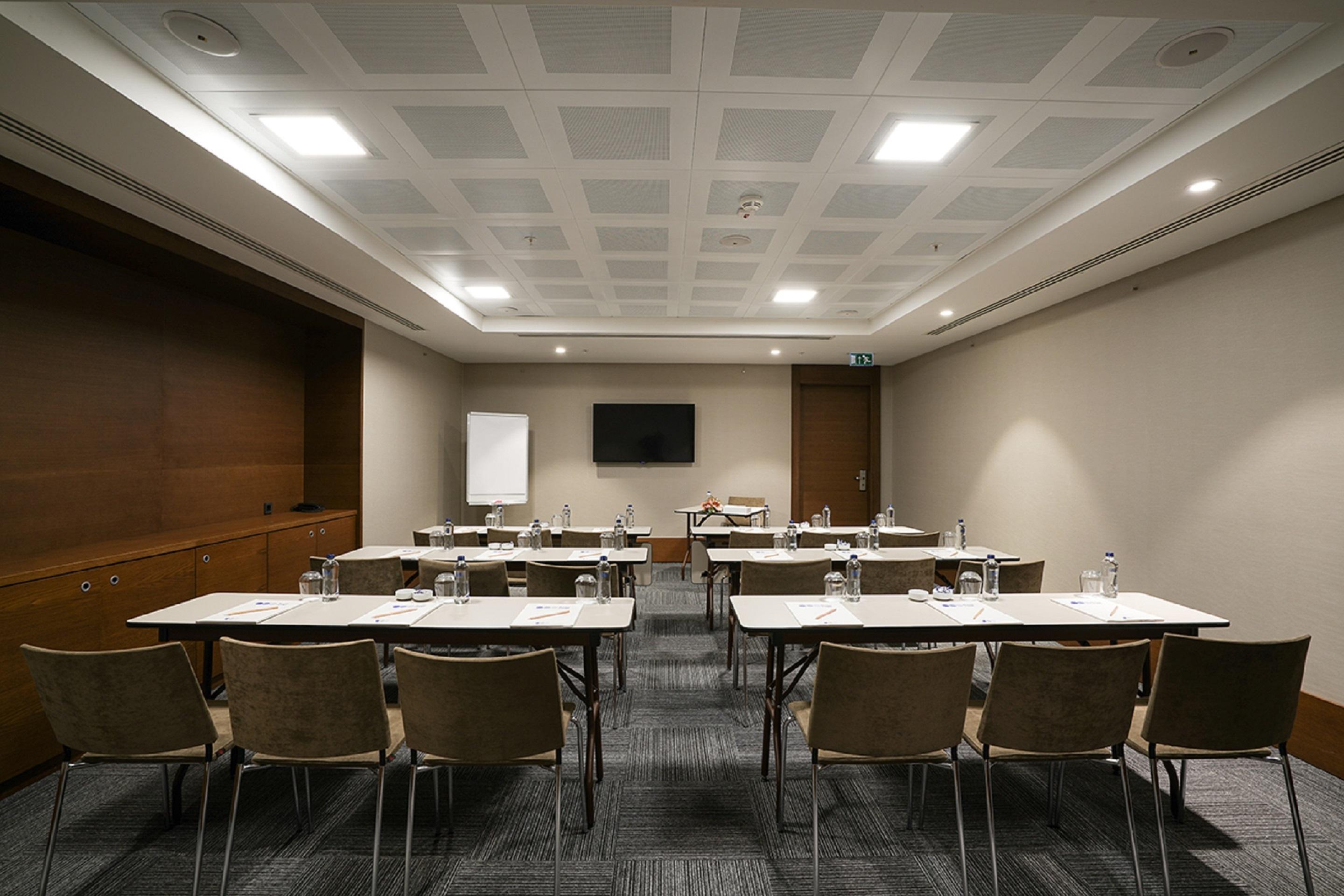 מלון Radisson Blu Cankaya 5*